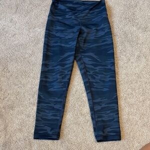 DYI Navy Camouflage Leggings size medium new without tags